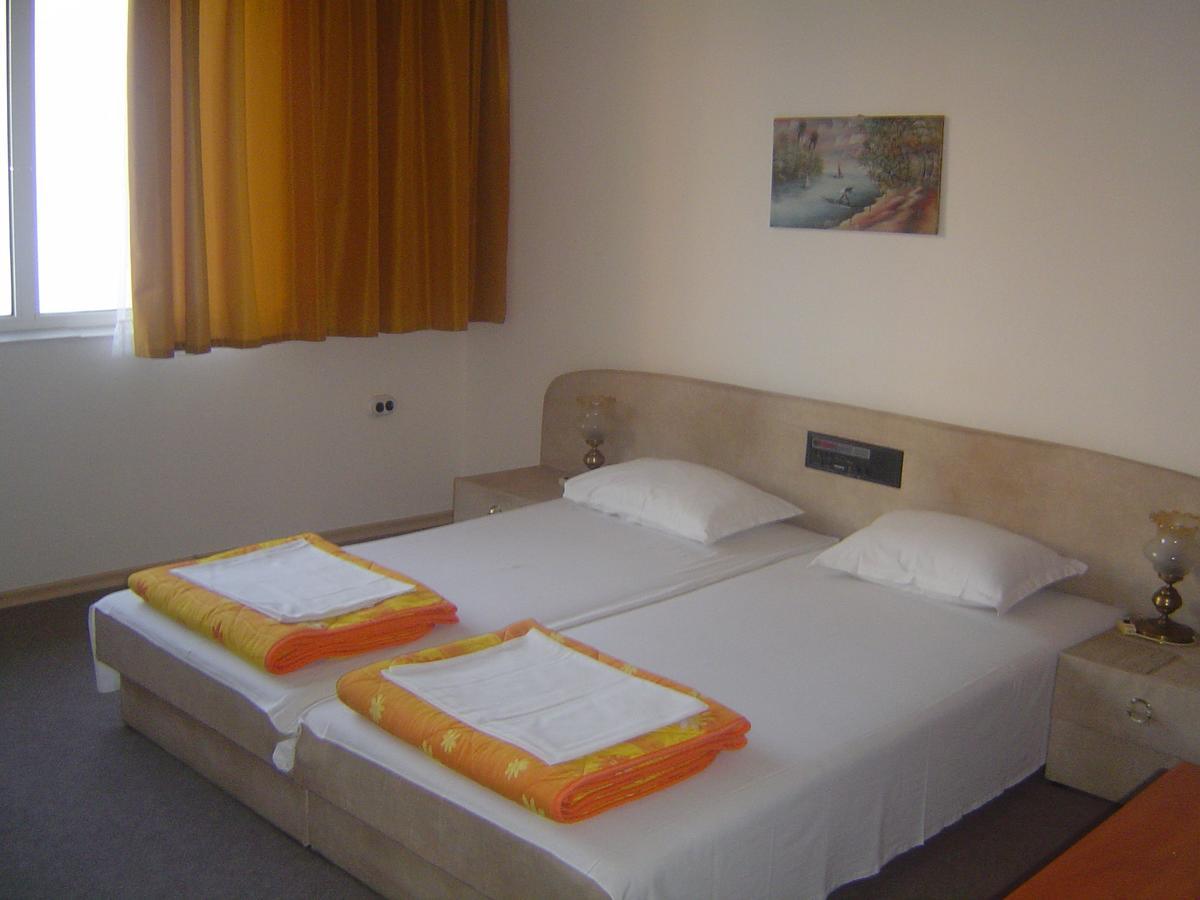 Guest House Dimovi Sozopol Bagian luar foto