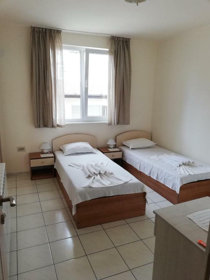 Guest House Dimovi Sozopol Bagian luar foto