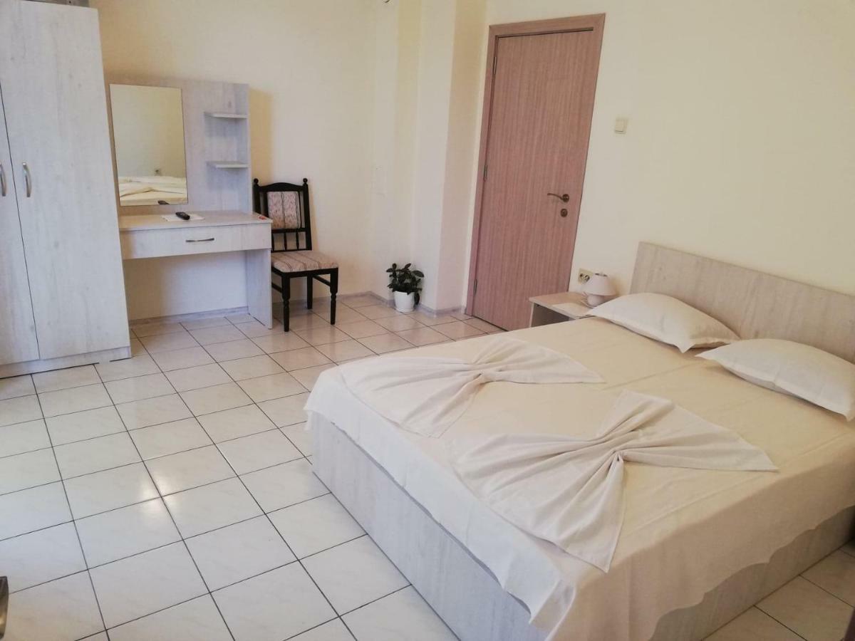 Guest House Dimovi Sozopol Bagian luar foto