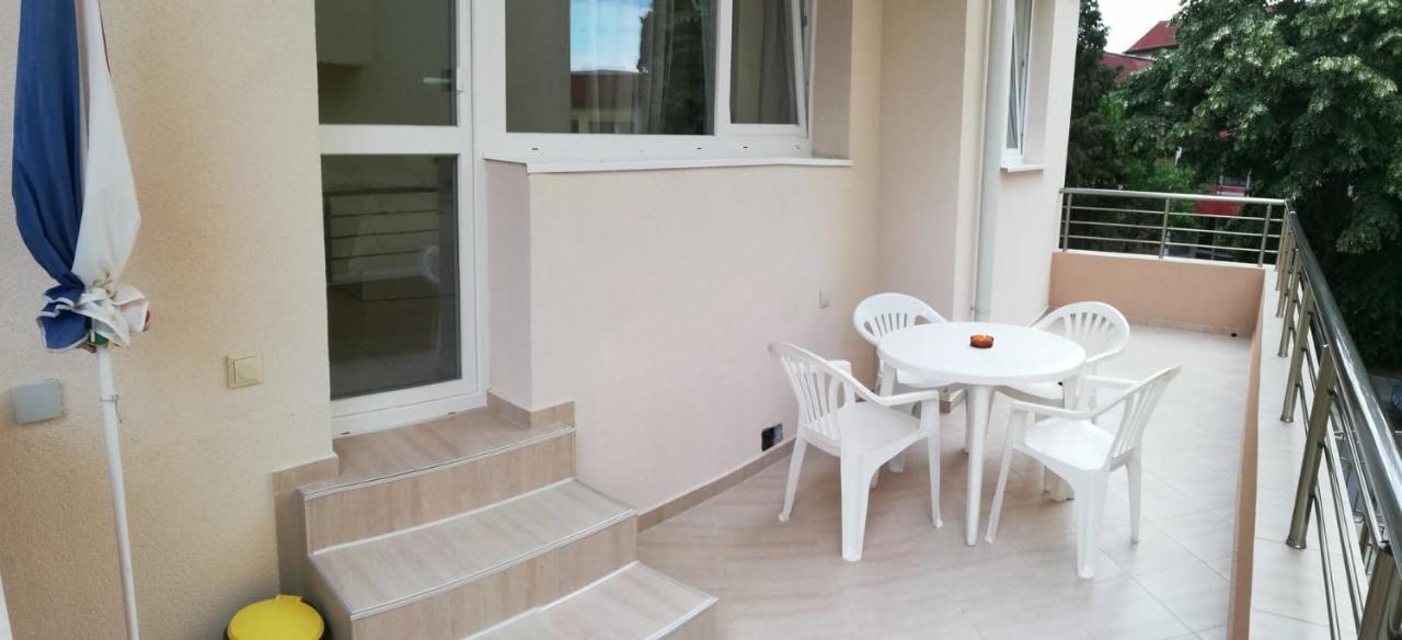 Guest House Dimovi Sozopol Bagian luar foto